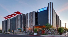 Отель The Clarendon Hotel and Spa  Финикс